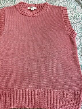 Caramel Sleeveless Knit Vest in Dusty Pink